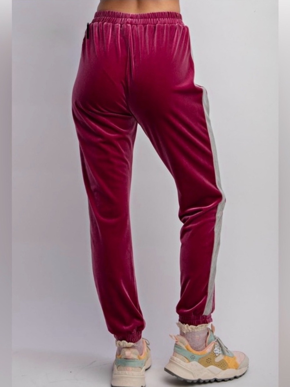Easel NWT Velvet Pockets Elastic Waist Velour Jogger Pants Purple Fuchsia Gray M - Picture 5 of 6